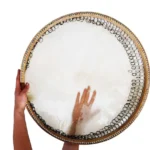 نوازنده ساز کوبه ای دف